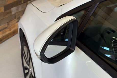 Volkswagen Golf 35.8kWh e-Golf Hatchback 5dr Electric Auto (136 ps) 44