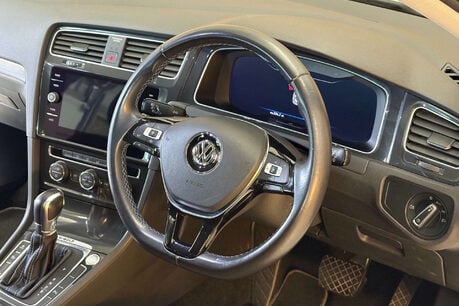 Volkswagen Golf 35.8kWh e-Golf Hatchback 5dr Electric Auto (136 ps) 10