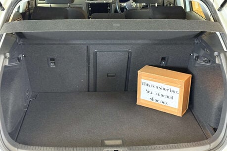 Volkswagen Golf 35.8kWh e-Golf Hatchback 5dr Electric Auto (136 ps) 11