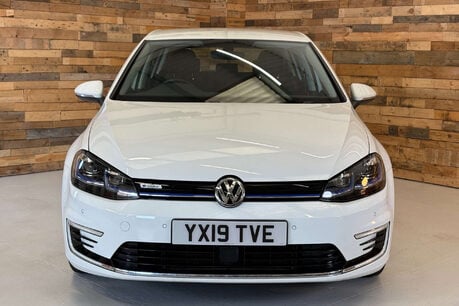 Volkswagen Golf 35.8kWh e-Golf Hatchback 5dr Electric Auto (136 ps) 2