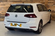 Volkswagen Golf 35.8kWh e-Golf Hatchback 5dr Electric Auto (136 ps) 6