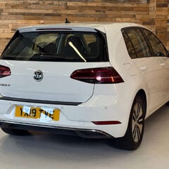 Volkswagen Golf 35.8kWh e-Golf Hatchback 5dr Electric Auto (136 ps) 4