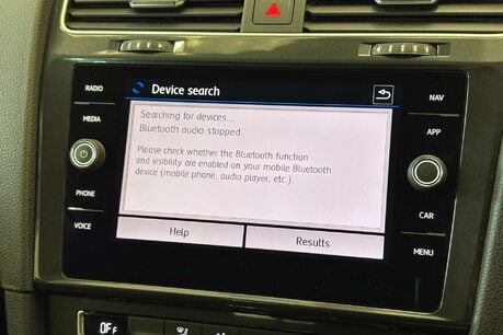 Volkswagen Golf 35.8kWh e-Golf Hatchback 5dr Electric Auto (136 ps) 75