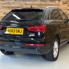 Audi Q3 2.0 TFSI SE SUV 5dr Petrol S Tronic quattro Euro 5 (s/s) (170 ps) 4