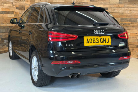 Audi Q3 2.0 TFSI SE SUV 5dr Petrol S Tronic quattro Euro 5 (s/s) (170 ps) 4