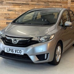 Honda Jazz 1.3 i-VTEC SE Hatchback 5dr Petrol Manual Euro 6 (s/s) (102 ps) 1