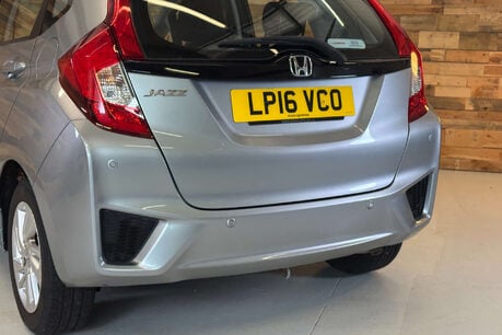 Honda Jazz 1.3 i-VTEC SE Hatchback 5dr Petrol Manual Euro 6 (s/s) (102 ps) 69