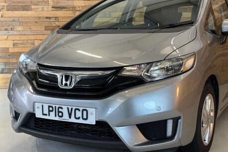 Honda Jazz 1.3 i-VTEC SE Hatchback 5dr Petrol Manual Euro 6 (s/s) (102 ps) 61