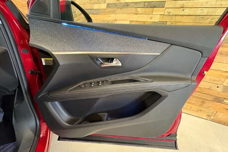 Peugeot 3008 1.5 BlueHDi Allure SUV 5dr Diesel EAT Euro 6 (s/s) (130 ps) 62