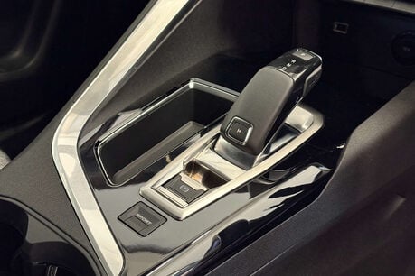 Peugeot 3008 1.5 BlueHDi Allure SUV 5dr Diesel EAT Euro 6 (s/s) (130 ps) 29