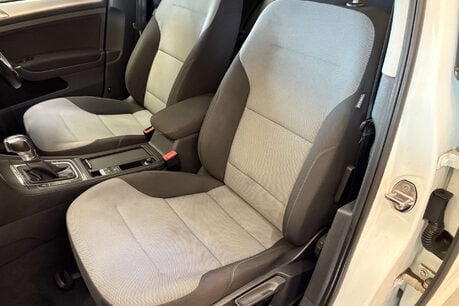 Volkswagen Golf e-Golf Hatchback 5dr Electric Auto (115 ps) 78