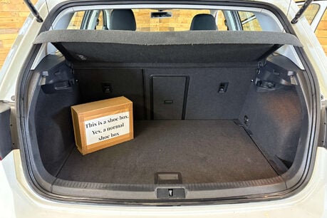 Volkswagen Golf e-Golf Hatchback 5dr Electric Auto (115 ps) 70