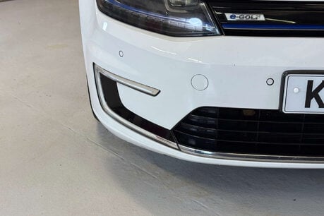 Volkswagen Golf e-Golf Hatchback 5dr Electric Auto (115 ps) 82