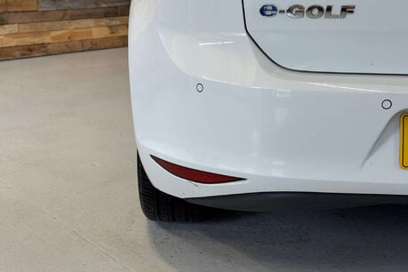 Volkswagen Golf e-Golf Hatchback 5dr Electric Auto (115 ps) 53