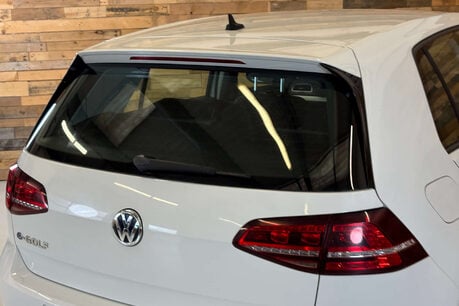 Volkswagen Golf e-Golf Hatchback 5dr Electric Auto (115 ps) 58