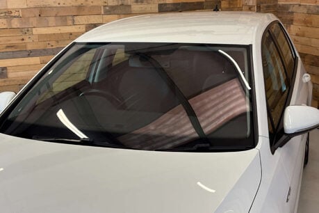 Volkswagen Golf e-Golf Hatchback 5dr Electric Auto (115 ps) 85