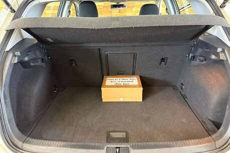 Volkswagen Golf e-Golf Hatchback 5dr Electric Auto (115 ps) 35