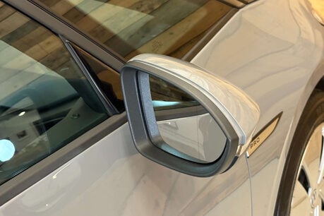 Volkswagen ID.3 Pro Performance 58kWh Life Hatchback 5dr Electric Auto (204 ps) 88