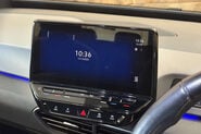 Volkswagen ID.3 Pro Performance 58kWh Life Hatchback 5dr Electric Auto (204 ps) 32
