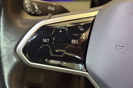 Volkswagen ID.3 Pro Performance 58kWh Life Hatchback 5dr Electric Auto (204 ps) 11