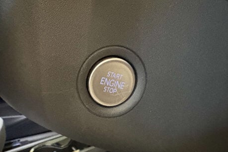 Volkswagen ID.3 Pro Performance 58kWh Life Hatchback 5dr Electric Auto (204 ps) 26