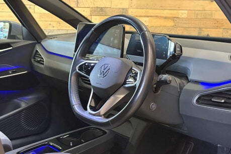 Volkswagen ID.3 Pro Performance 58kWh Life Hatchback 5dr Electric Auto (204 ps) 7