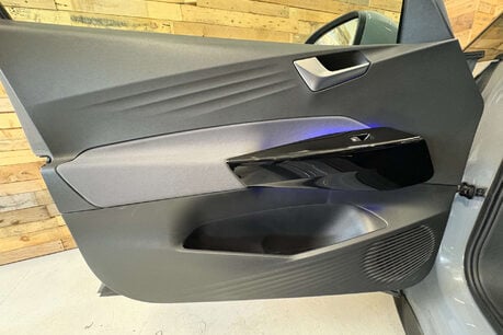 Volkswagen ID.3 Pro Performance 58kWh Life Hatchback 5dr Electric Auto (204 ps) 40