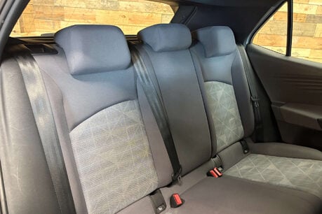 Volkswagen ID.3 Pro Performance 58kWh Life Hatchback 5dr Electric Auto (204 ps) 35