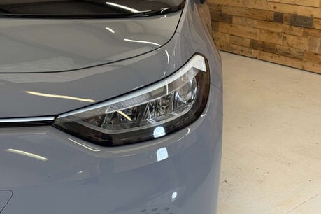 Volkswagen ID.3 Pro Performance 58kWh Life Hatchback 5dr Electric Auto (204 ps) 68
