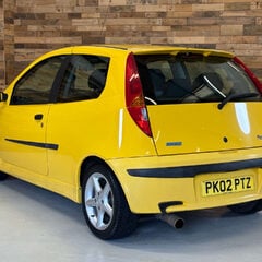 Fiat Punto 1.2 Sporting Hatchback 3dr Petrol Manual (142 g/km, 80 bhp) 2