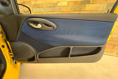 Fiat Punto 1.2 Sporting Hatchback 3dr Petrol Manual (142 g/km, 80 bhp) 52