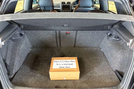 Volkswagen Golf 3.2 V6 R32 Hatchback 3dr Petrol Manual 4Motion (257 g/km, 247 bhp) 39