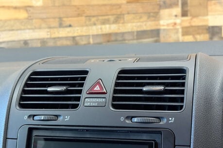 Volkswagen Golf 3.2 V6 R32 Hatchback 3dr Petrol Manual 4Motion (257 g/km, 247 bhp) 41