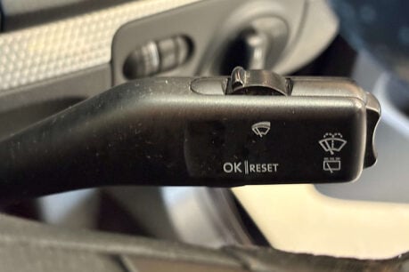 Volkswagen Golf 3.2 V6 R32 Hatchback 3dr Petrol Manual 4Motion (257 g/km, 247 bhp) 26