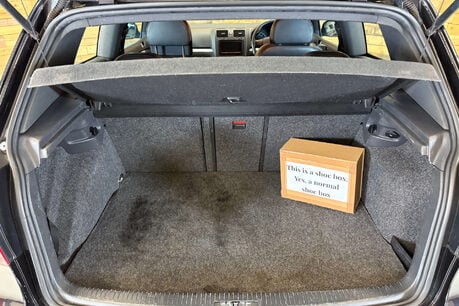 Volkswagen Golf 3.2 V6 R32 Hatchback 3dr Petrol Manual 4Motion (257 g/km, 247 bhp) 42