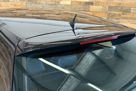 Volkswagen Golf 3.2 V6 R32 Hatchback 3dr Petrol Manual 4Motion (257 g/km, 247 bhp) 62