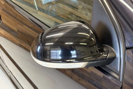 Volkswagen Golf 3.2 V6 R32 Hatchback 3dr Petrol Manual 4Motion (257 g/km, 247 bhp) 83