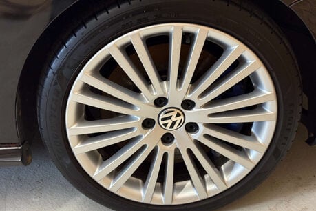 Volkswagen Golf 3.2 V6 R32 Hatchback 3dr Petrol Manual 4Motion (257 g/km, 247 bhp) 46