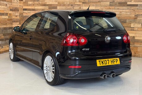 Volkswagen Golf 3.2 V6 R32 Hatchback 3dr Petrol Manual 4Motion (257 g/km, 247 bhp) 4