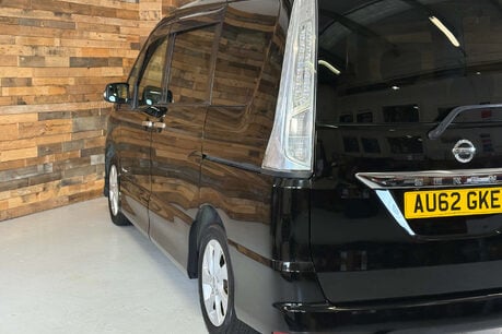 Nissan Serena 2.0 Litre Hybrid Auto 88