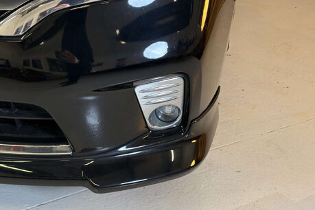 Nissan Serena 2.0 Litre Hybrid Auto 100