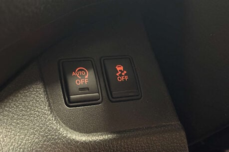 Nissan Serena 2.0 Litre Hybrid Auto 18