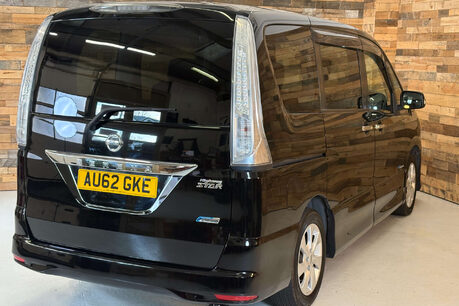 Nissan Serena 2.0 Litre Hybrid Auto 89