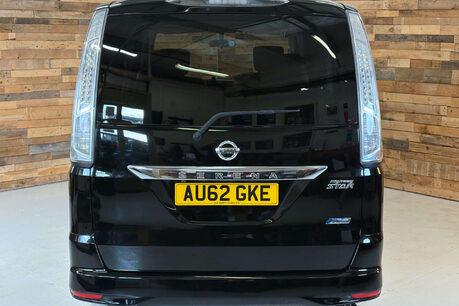 Nissan Serena 2.0 Litre Hybrid Auto 5