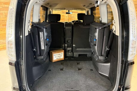 Nissan Serena 2.0 Litre Hybrid Auto 15