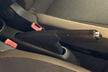 Volkswagen Up 1.0 High up! Hatchback 5dr Petrol ASG Euro 5 (75 ps) 40