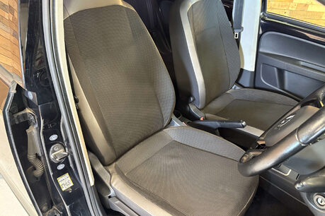 Volkswagen Up 1.0 High up! Hatchback 5dr Petrol ASG Euro 5 (75 ps) 37