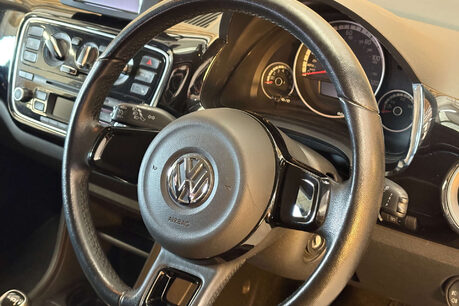 Volkswagen Up 1.0 High up! Hatchback 5dr Petrol ASG Euro 5 (75 ps) 12