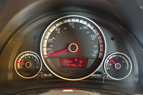 Volkswagen Up 1.0 High up! Hatchback 5dr Petrol ASG Euro 5 (75 ps) 8