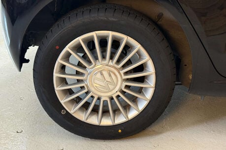 Volkswagen Up 1.0 High up! Hatchback 5dr Petrol ASG Euro 5 (75 ps) 56